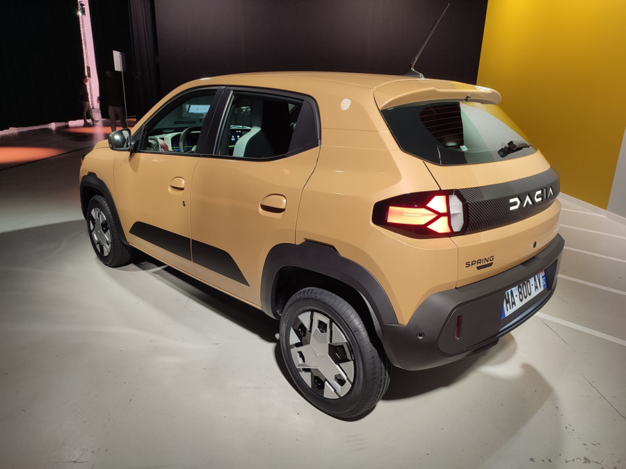 Ekskluzivno iz Pariza: Dacia Spring – jeftini električni auto konačno i u Srbiji FOTO
