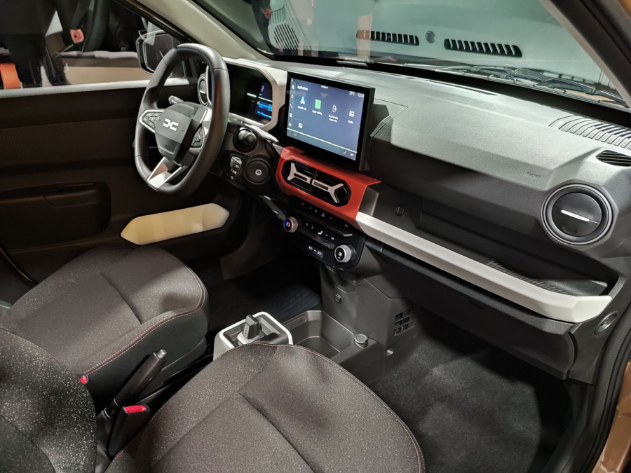 Ekskluzivno iz Pariza: Dacia Spring – jeftini električni auto konačno i u Srbiji FOTO