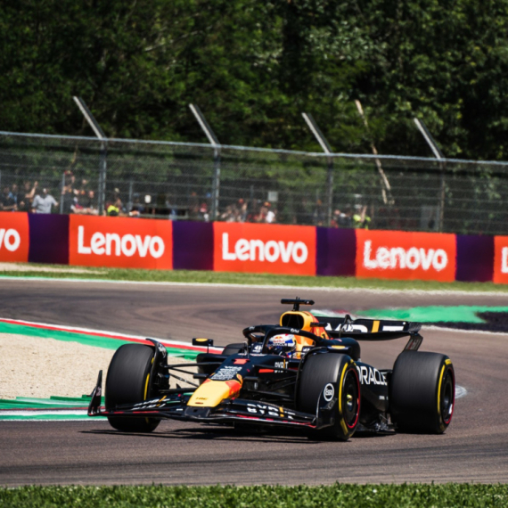 Ferstapen izjednačio Senin rekord – Meklaren i u kvalifikacijama bolji od Ferarija