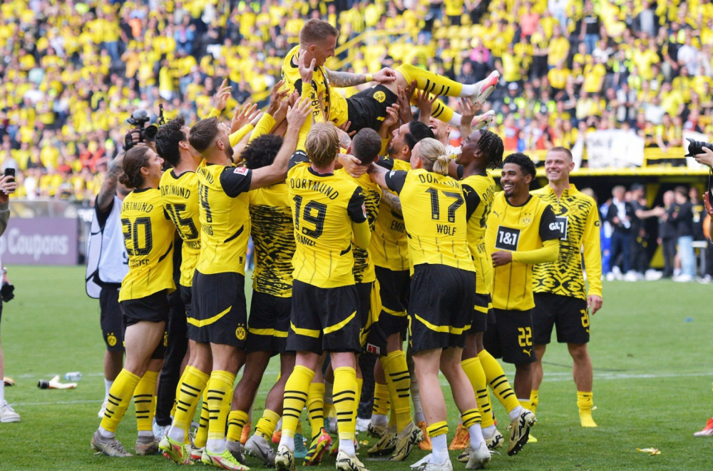 Rojs častio 80.000 navijača pivom – emotivne scene na "Signal Iduna Parku" FOTO/VIDEO