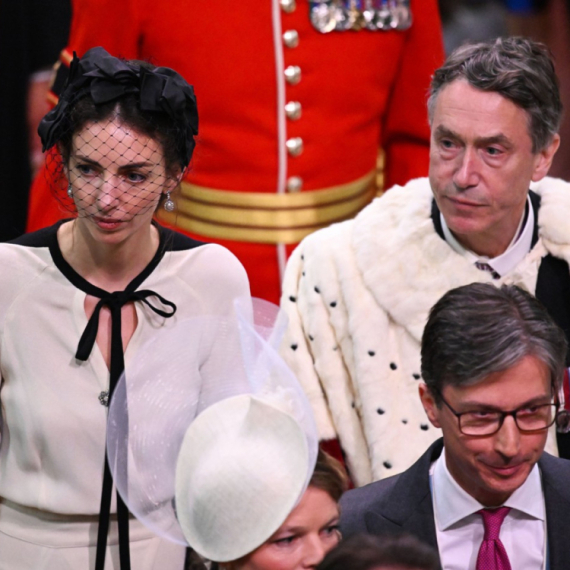 Britanci zabrinuti zbog Vilijamove "ljubavnice": Ona preuzima život Kejt Midlton VIDEO