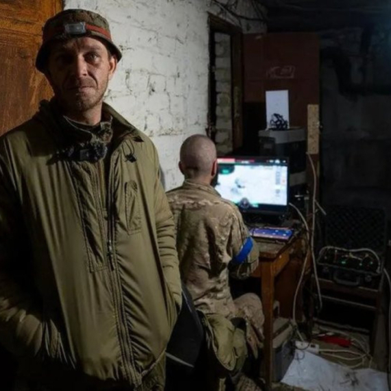 Rusija i Ukrajina: Ukrajinska linija odbrane rastegnuta dok ruske trupe napreduju