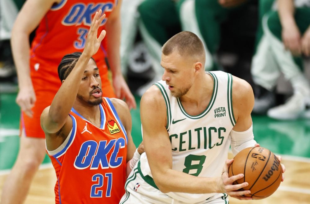 Boston bez Porzingisa startuje u finalnoj seriji