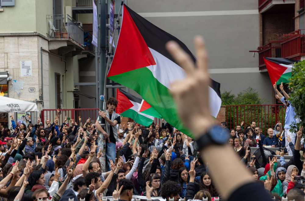 Desetine hiljada ljudi na ulicama Brisela: Ne žmurite na zločine protiv čovečnosti VIDEO