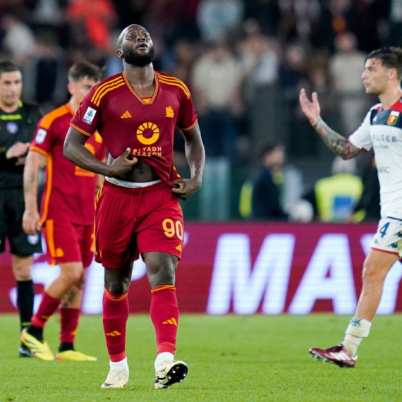 Lukaku doneo pobedu Romi, a onda požuteo