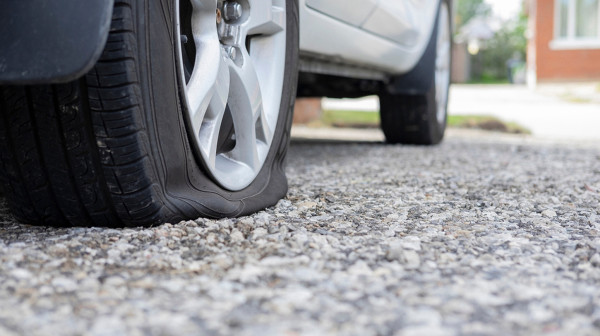 Vlasnici zatekli prazne gume: Na meti veliki SUV modeli