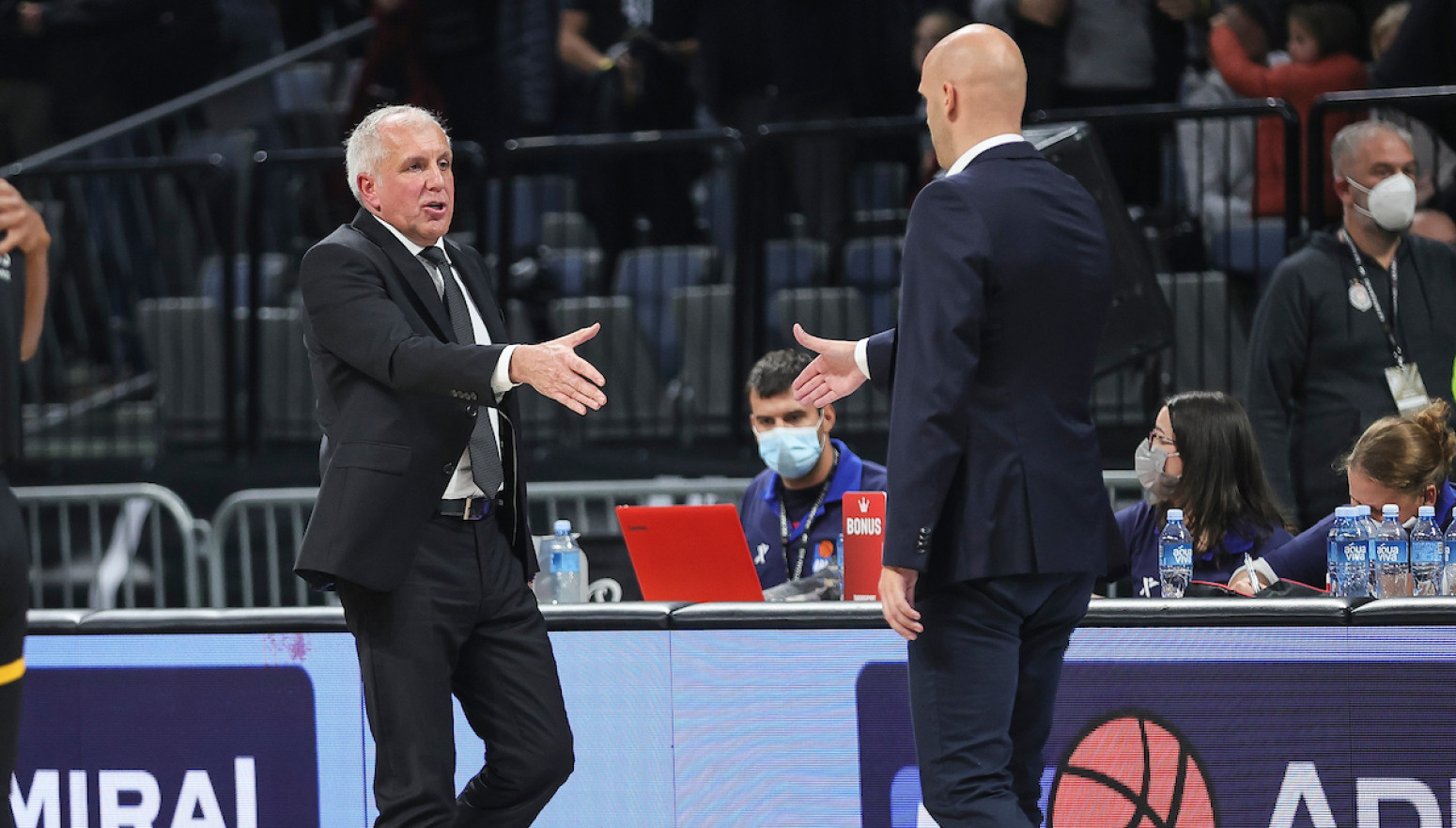 Tri puta pobedio Obradovića, pa poručio: "Trebalo bi da sam u Evroligi"