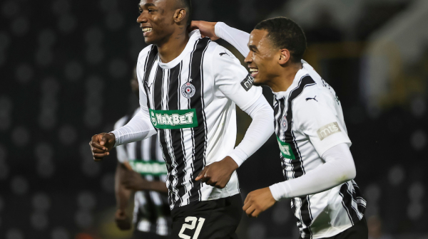 Kastiljo potpisao za Midtjiland