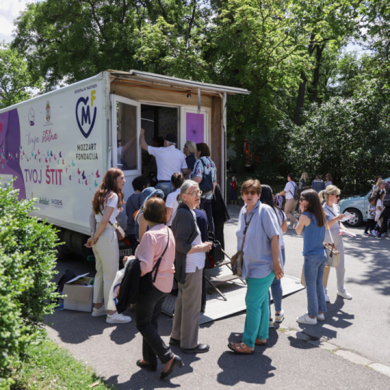 Ogromno interesovanje za karavan "Tvoja štitna, tvoj štit": Na Kalemegdanu obavljeno 170 besplatnih pregleda