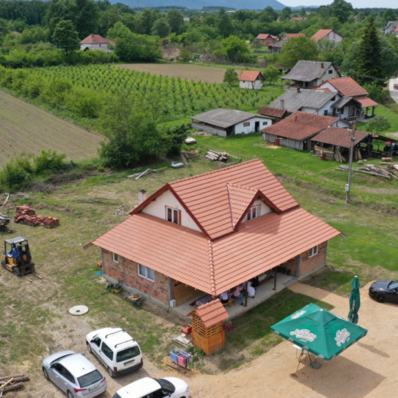 Iz grada u selo – "Ovo je najbolja odluka": Mladi bračni par kupio kuću za 10.000 evra