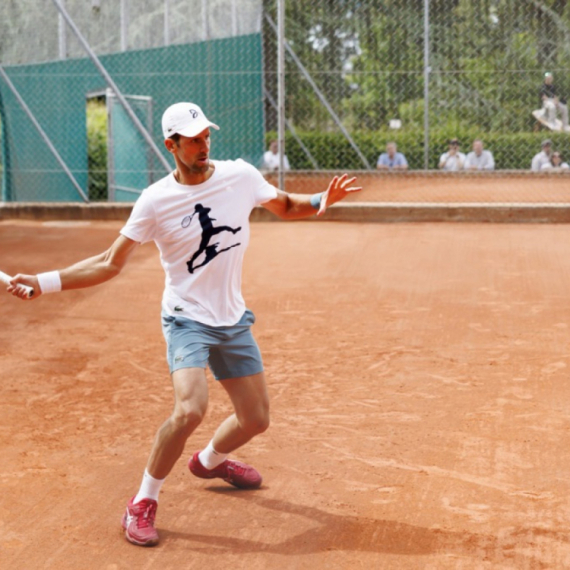 Novak stigao u Ženevu i odmah odradio trening FOTO/VIDEO