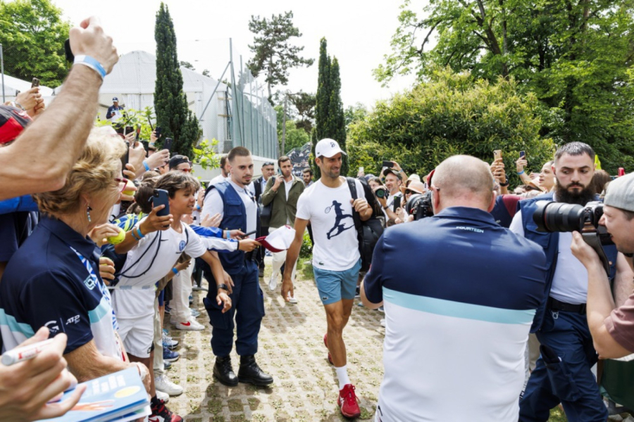 Novak stigao u Ženevu i odmah odradio trening FOTO/VIDEO