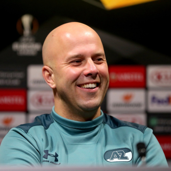 Liverpul potvrdio: Slot zamena za Klopa!