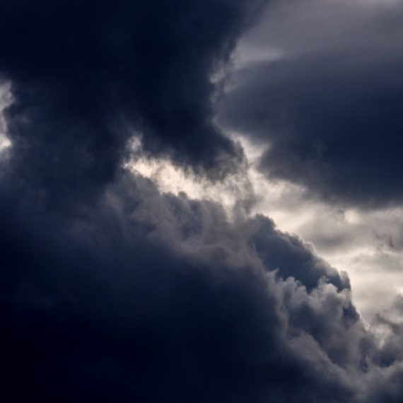 Opet se oglasio RHMZ; Pali se crveni alarm