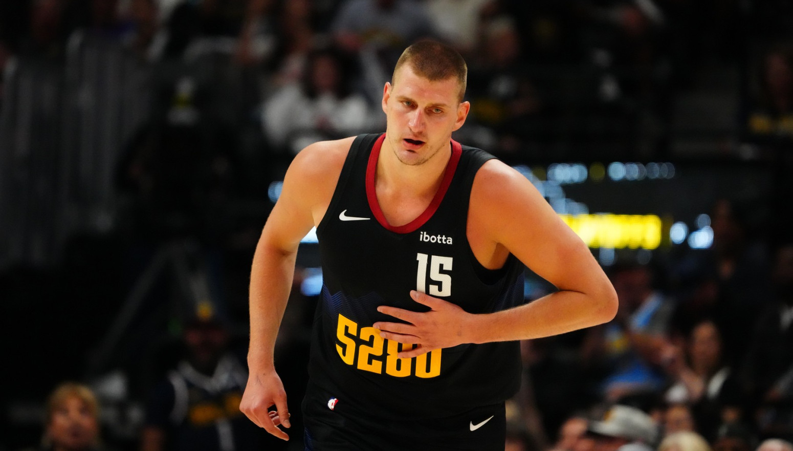 Jokić otkrio za koga navija u borbi za titulu