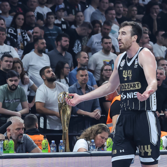 Kaminski napustio Srbiju