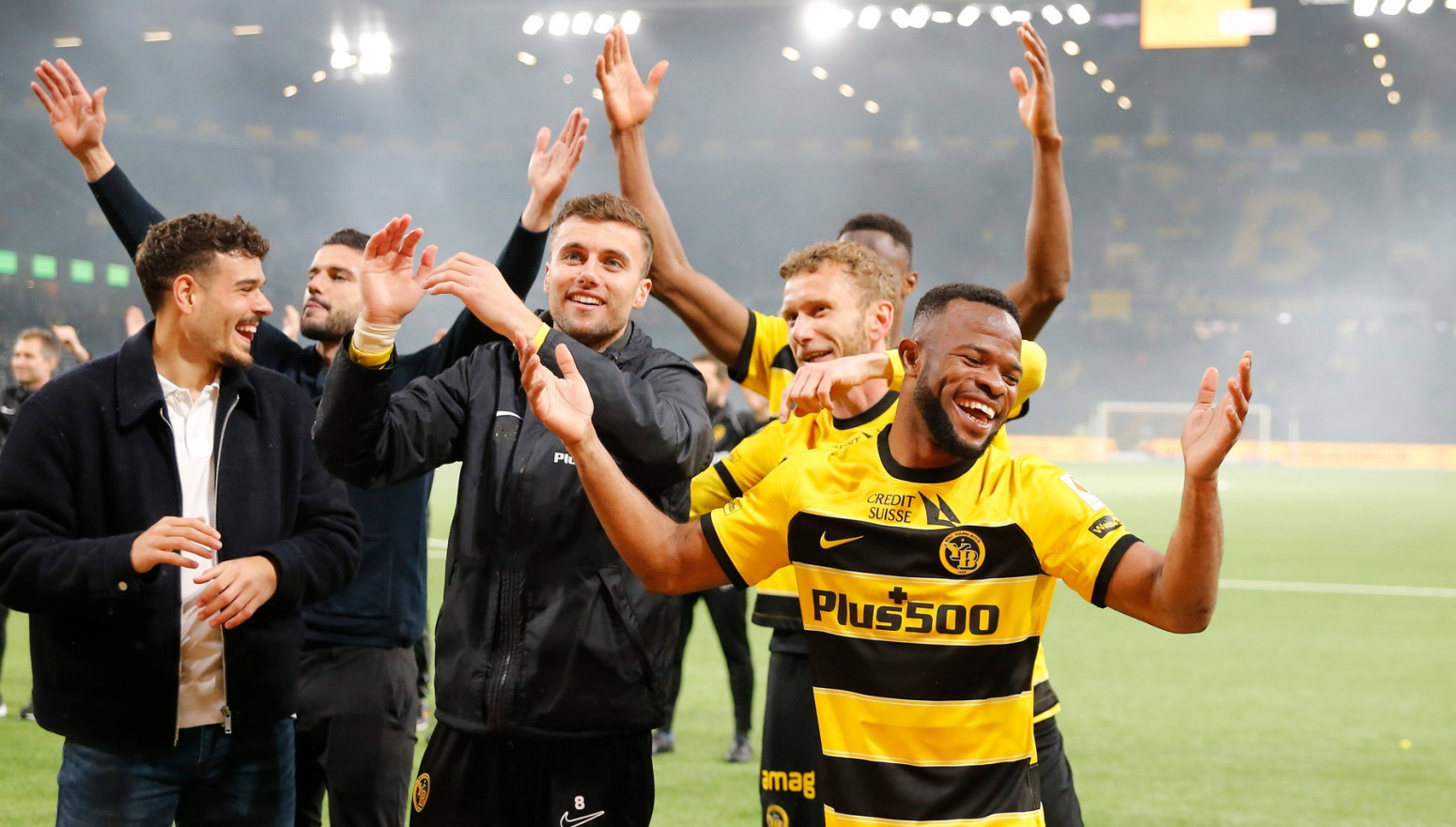 Igrači Jang Bojsa se družili sa Novakom: Najlepših 20 minuta! FOTO