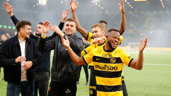 Igrači Jang Bojsa se družili sa Novakom: Najlepših 20 minuta! FOTO