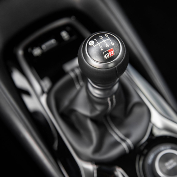 Ubacio u treću, umesto u petu: Nepažnja će ga koštati 40.000 evra