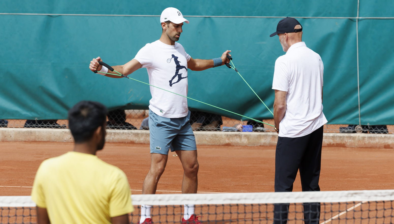 Publika u transu, Novak trenirao sa Nagalom FOTO