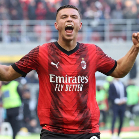 Piksi ga pozvao na EURO, a mladi štoper napušta Seriju A