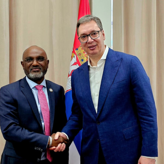 Vučić se sastao sa predstavnikom Ugande u UN: Zahvalan sam na principijelnoj i doslednoj podršci Srbije FOTO