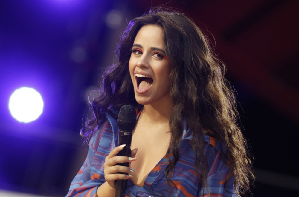 Poznata pevačica detaljno opisala svoje prvo seksualno iskustvo