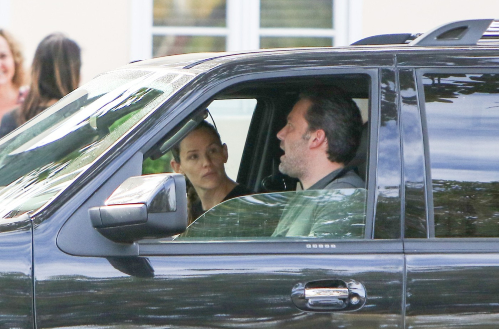 Evo šta radi Dženifer Garner za vreme bračne krize Bena Afleka: "Ona ga ohrabruje..."