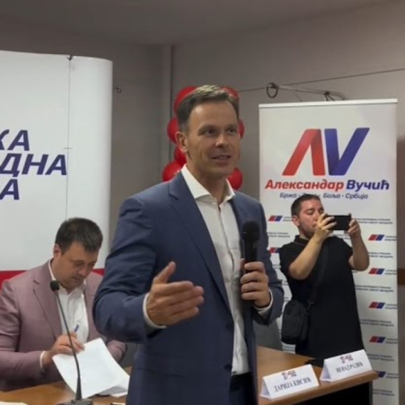 Mali sa građanima Mirijeva: "Samo zajedno možemo da osiguramo stabilniju i prosperitetniju budućnost" VIDEO