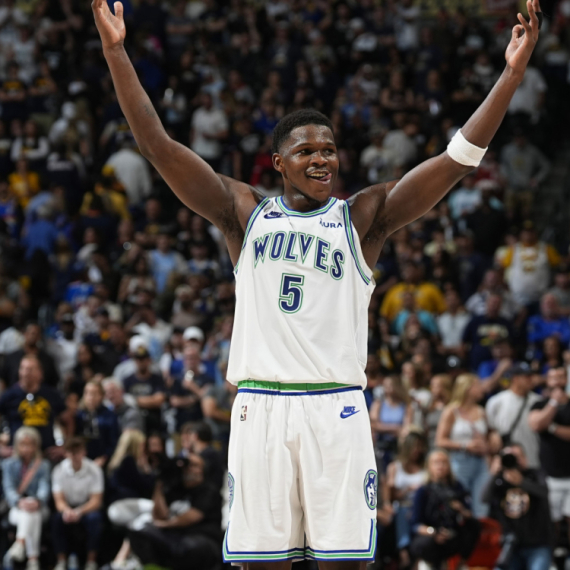 Edvards i Haliburton dobili povišicu – 41 milion dolara