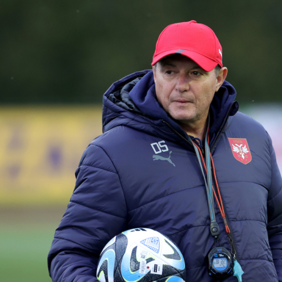 Piksi produžio ugovor!