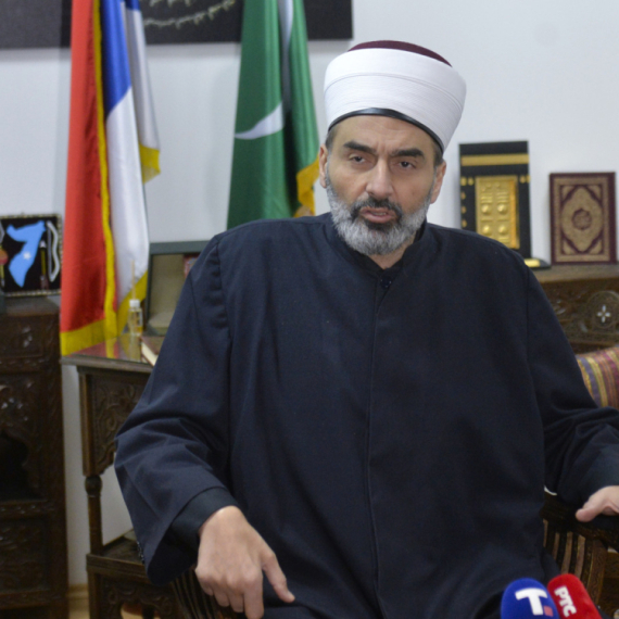 Muftija Jusufspahić: Srpski narod nije genocidan; Srbija to ne zaslužuje
