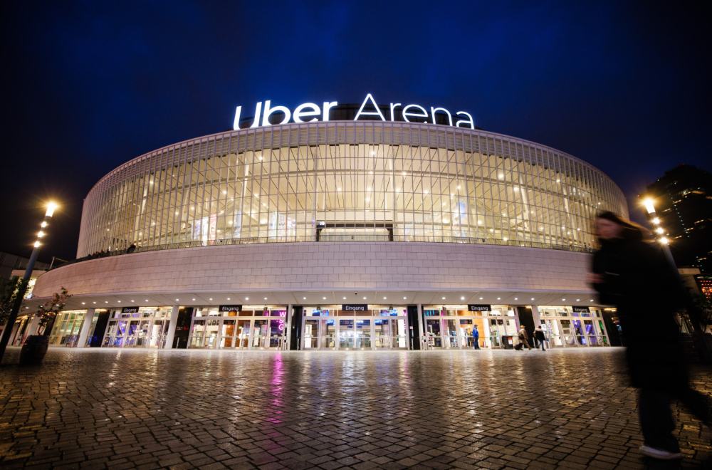 Invazija Grka na Berlin – "goreće" na F4