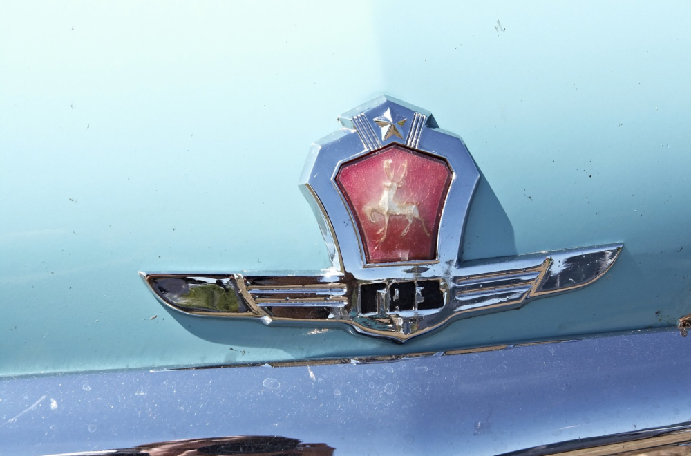 Rusi predstavili tri nove Volge, premijer: "Napravite bar volan da bude naš" VIDEO