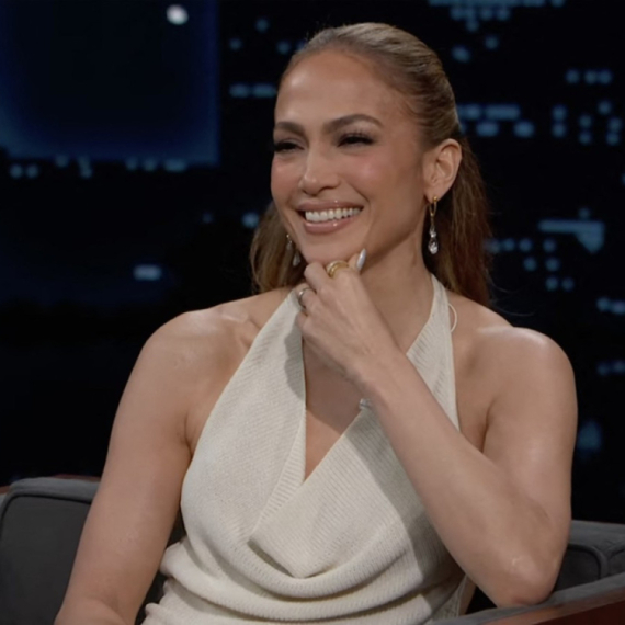 Sada je sve jasno? Evo kako je Džej Lo upisana u Aflekovom telefonu FOTO