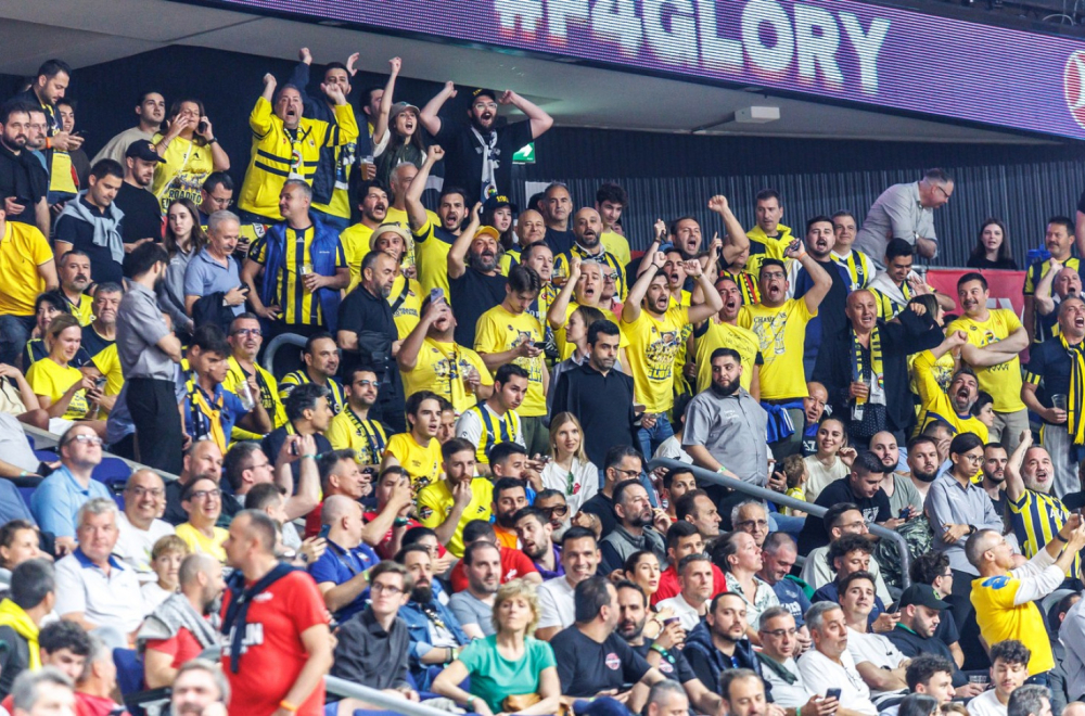 Fajnal-for Evrolige odložen zbog sukoba navijača