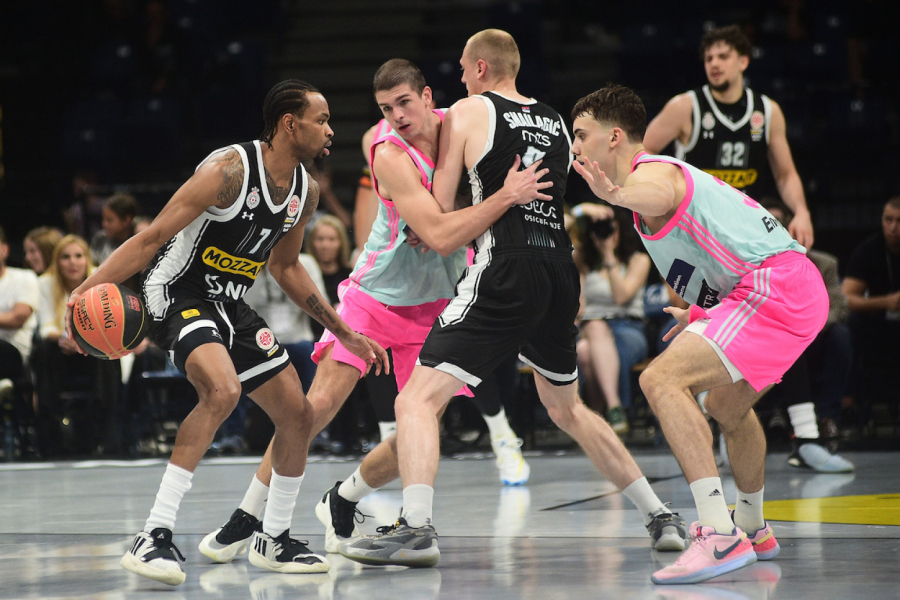 Blistava partija Trifunovića donela vođstvo Partizanu u polufinalu KLS