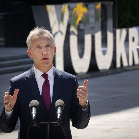 Stoltenberg: Ukrajina ima pravo da gađa "legitimne vojne mete" u Rusiji