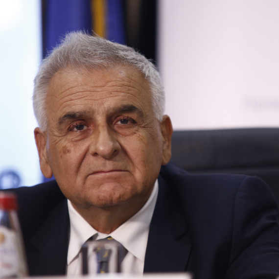 Preminuo Miladin Kovačević; Vučić uputio saučešće