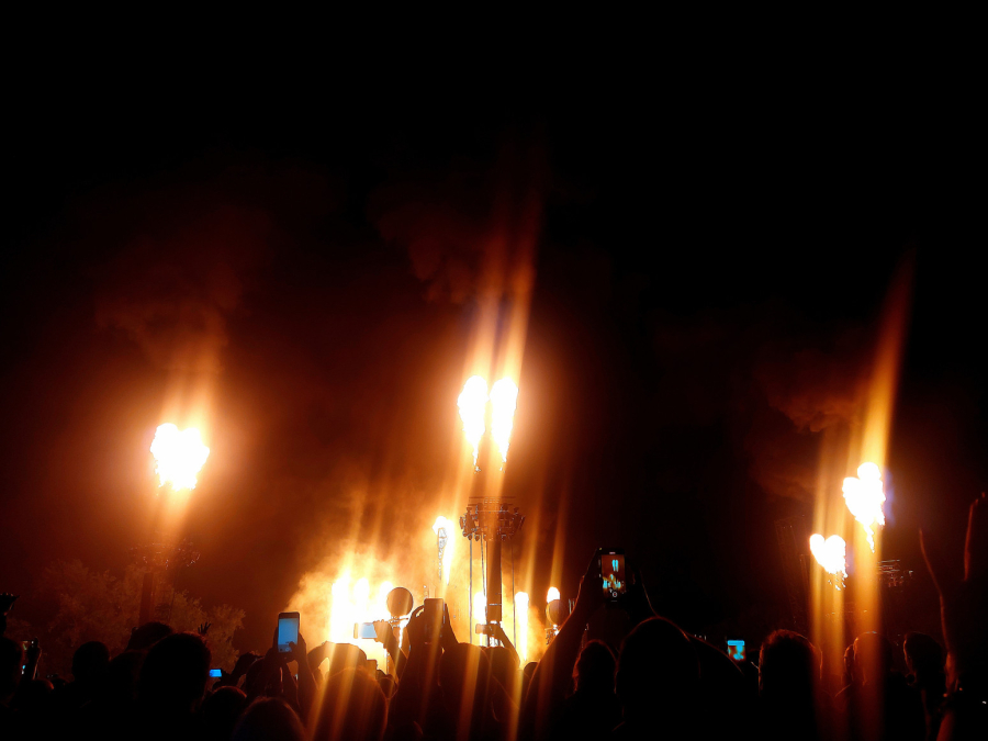 Leti na hiljade konfeta! Til se obratio publici na srpskom: Beograde, hvala! FOTO/VIDEO