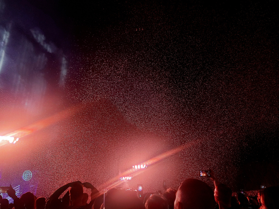 Leti na hiljade konfeta! Til se obratio publici na srpskom: Beograde, hvala! FOTO/VIDEO