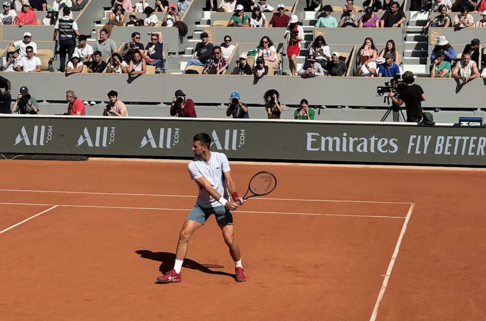 Nadal i Novak u zagrljaju – slika dana na Rolan Garosu VIDEO