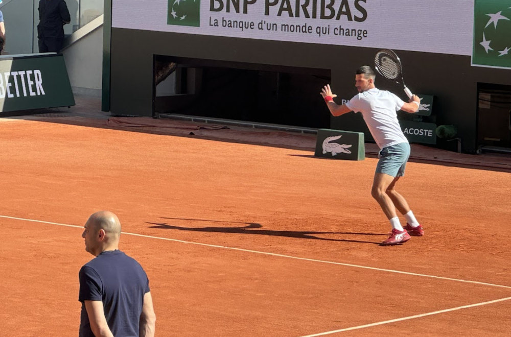 Đoković bez trenera odradio prvi trening u Parizu FOTO