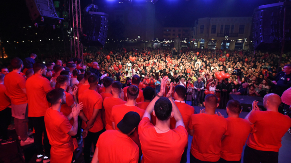 Slavi i Kragujevac – preko 5.000 navijača Radničkog ima samo jednu želju FOTO