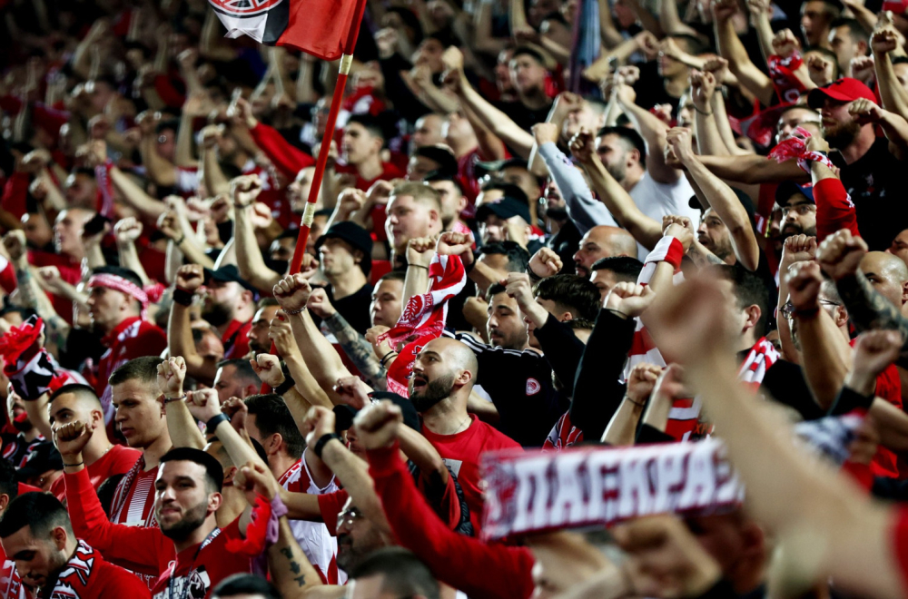 Srbin u kritičnom stanju posle tuče navijača Olimpijakosa i Panatinaikosa