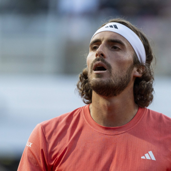 Cicipas nije mogao da živi bez nje: Velika teniska ljubav opet je planula VIDEO