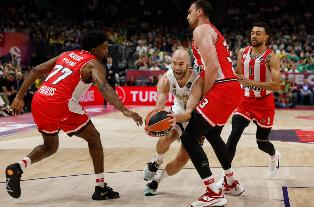 Olimpijakos preživeo dramu – Milutinov i Petrušev treći u Evroligi VIDEO