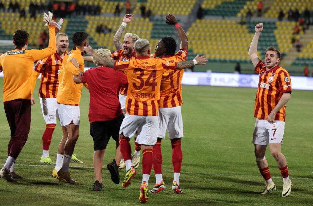 Galatasaraj šampion Turske – Tadiću gol i "šestica" uzaludni