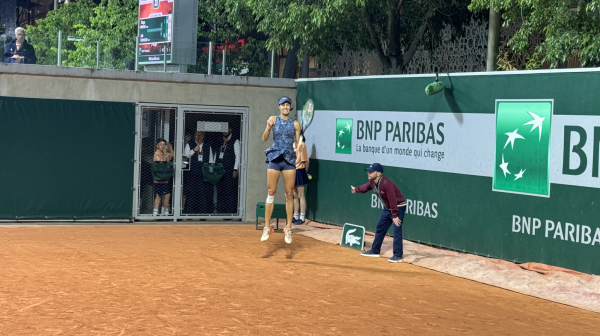 Surova Olga Danilović na startu Rolan Garosa!