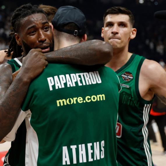 Lesor i Papapetru u zagrljaju – "Osvetili smo im se" VIDEO